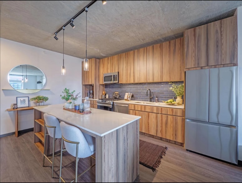 Building Photo - 152 N Ashland Ave