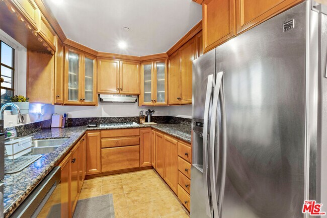 Building Photo - 4183 Commonwealth Ave