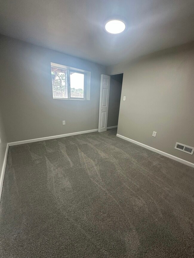Building Photo - 9340 W 104th Pl