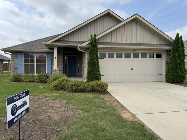 Building Photo - 2467 Bell Manor Dr SW