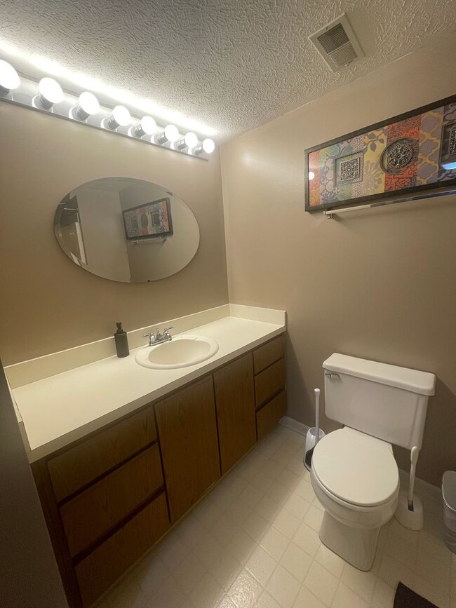 Building Photo - Two Bedroom with an Office | Flexible Move-in Date