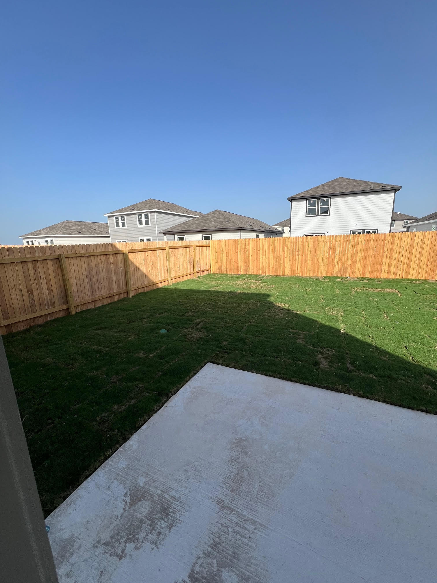 Backyard (Left Side) - 407 Estuary Dr