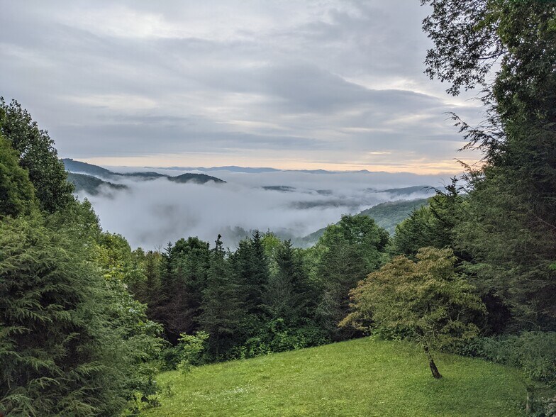 Building Photo - 322 Gobbler Knob Rd