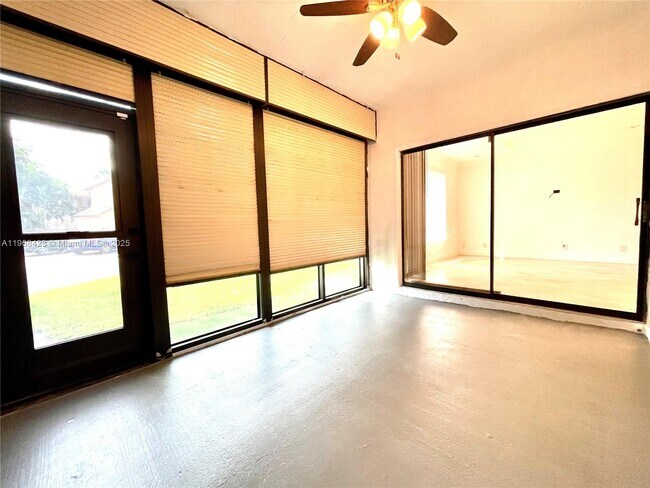 Building Photo - 3709 Cocoplum Cir