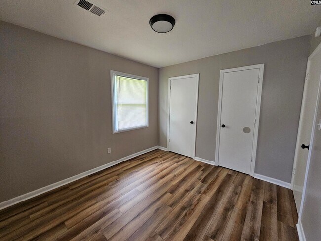 Building Photo - 3801 Water St