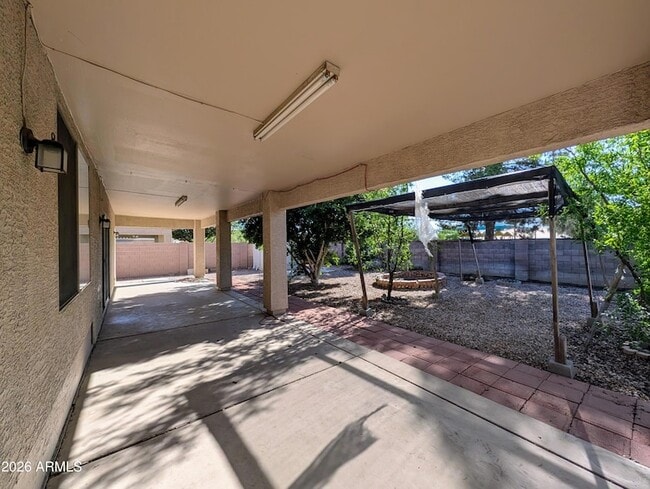 Building Photo - 6416 N 78th Ln