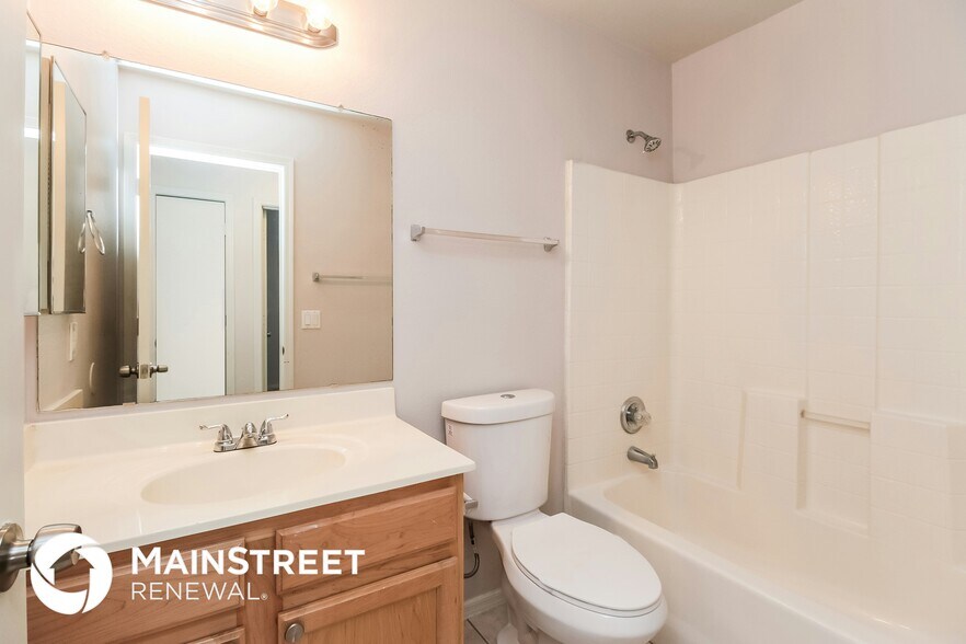 Building Photo - 11185 W El Caminito Dr