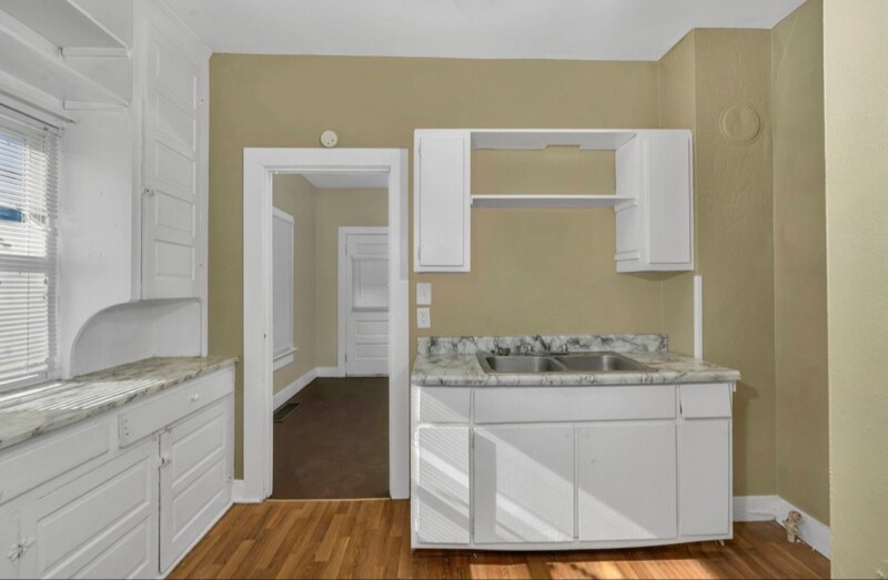 Building Photo - 170 Alton Ave