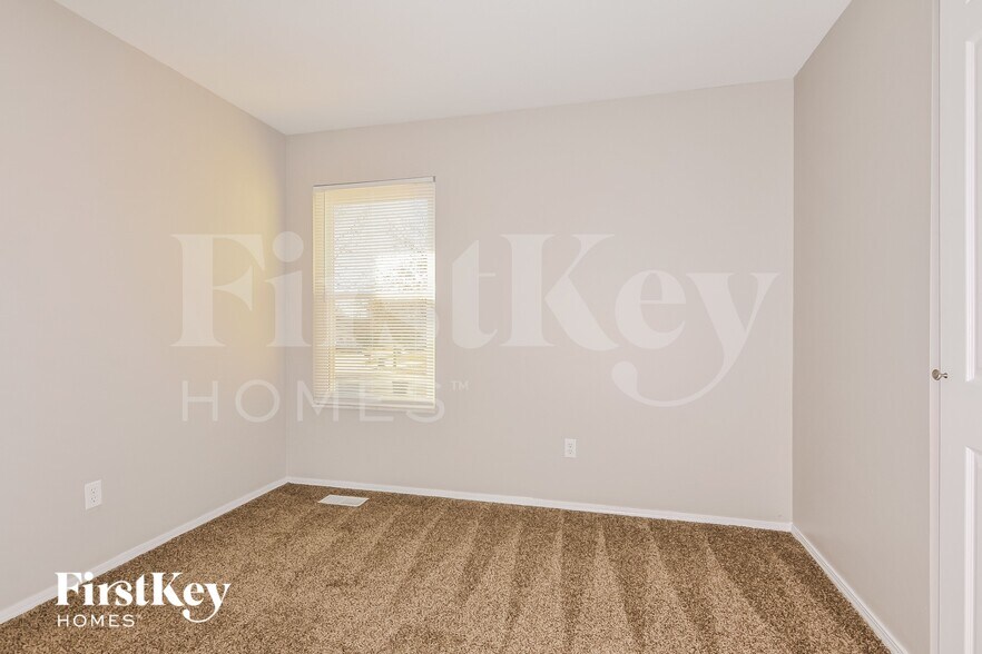 Building Photo - 1110 Twistedoak Ct