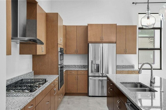 Building Photo - 13378 Artisan Cir