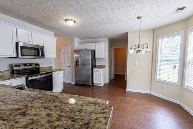 Building Photo - 2432 Pendergrass Ln
