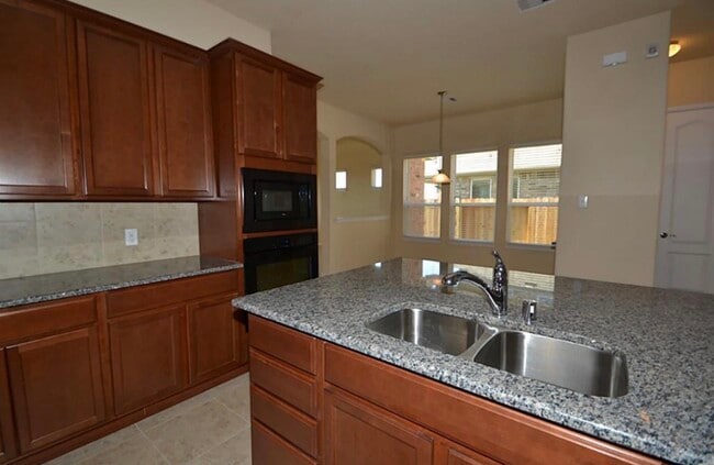 Building Photo - 7026 Belle Meadow Ln
