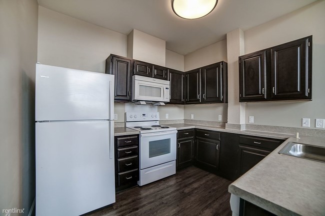 Building Photo - 2 br, 1 bath Apartment - Kreider Commons