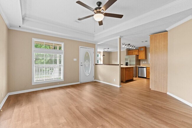 Building Photo - 11784 FM Rd 16