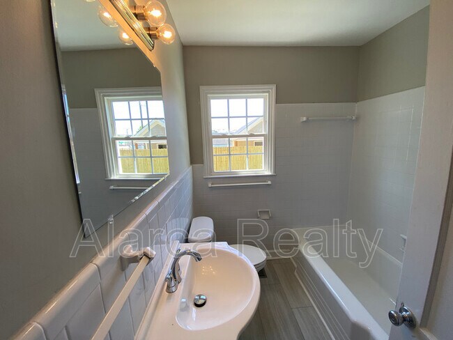 Building Photo - 1513 Kimberly Rd