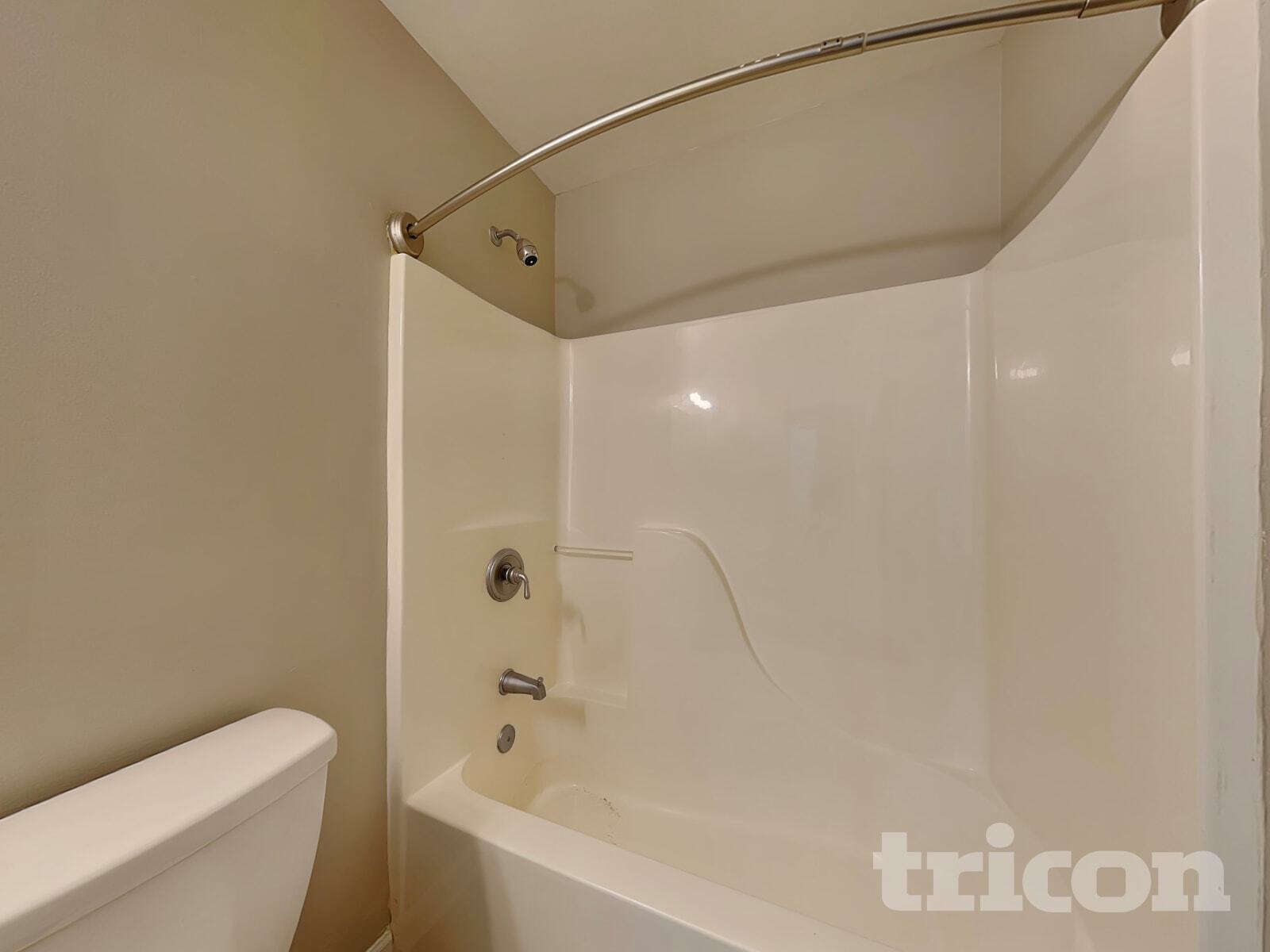 Building Photo - 824 Tibwin Pl SE