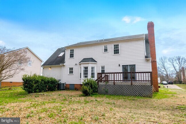 Building Photo - 2009 White Lake Dr