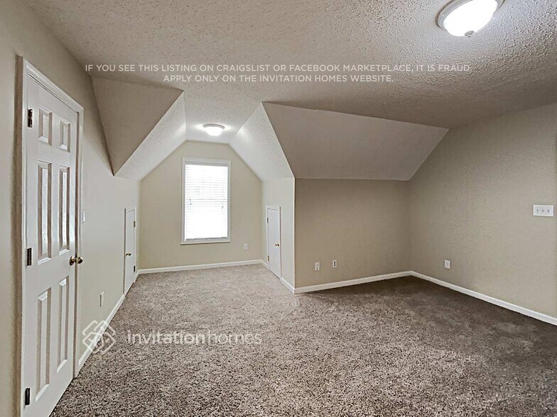 Building Photo - 7026 Coatsworth Dr