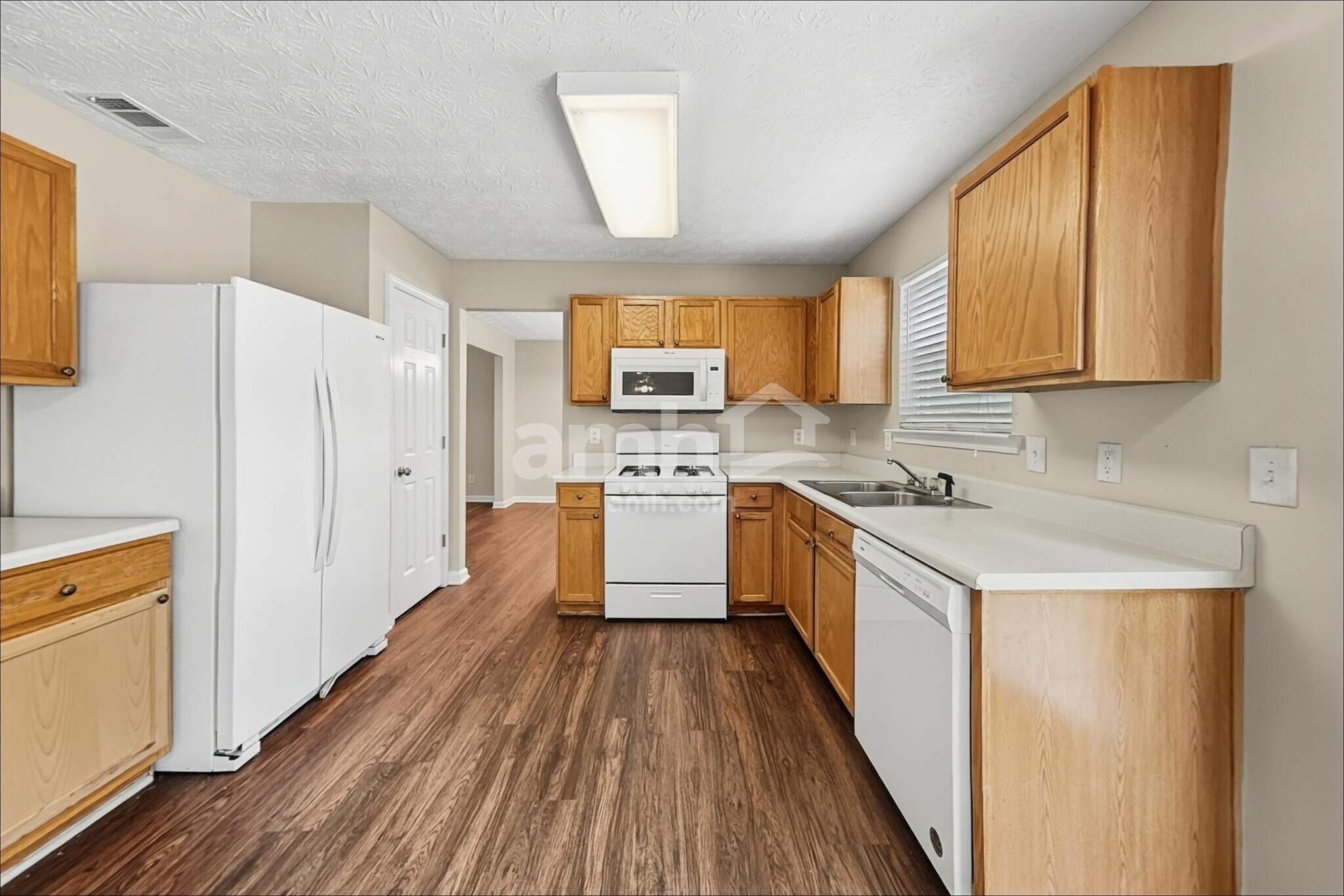 Building Photo - 6252 Whitetail Ct NW