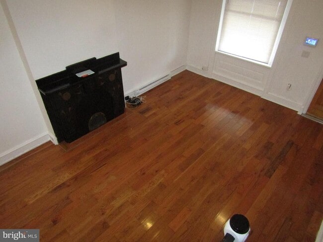 Building Photo - 2522 W Montgomery Ave