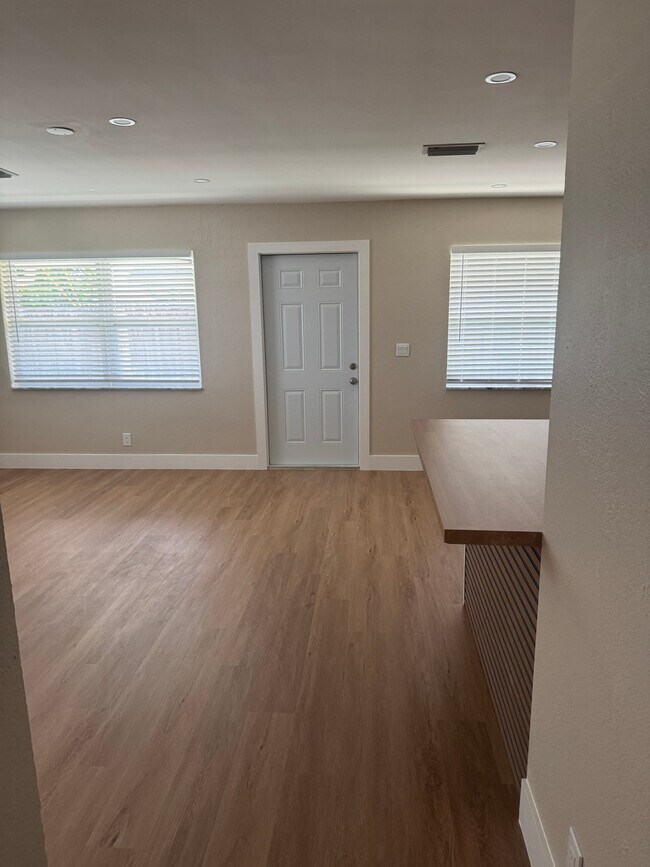 Building Photo - 2271 NW 52nd Ct