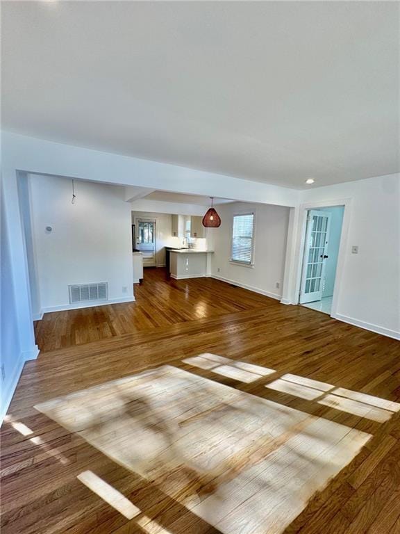 Building Photo - 635 Valley Brook Rd