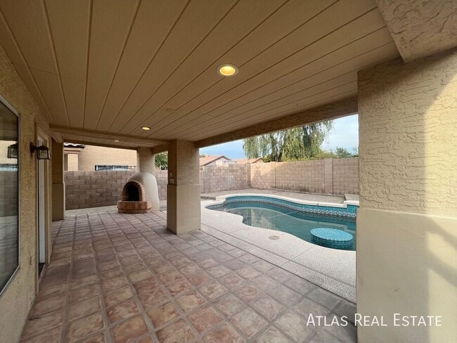 Building Photo - 30427 North 42nd Pl