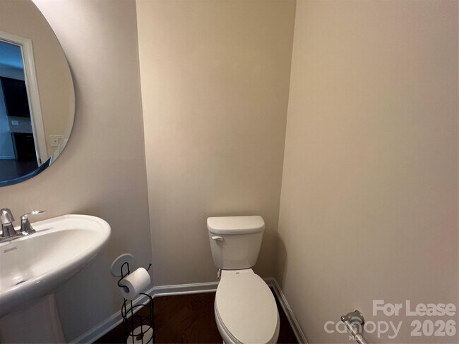 Building Photo - 10374 Rutledge Ridge Dr NW