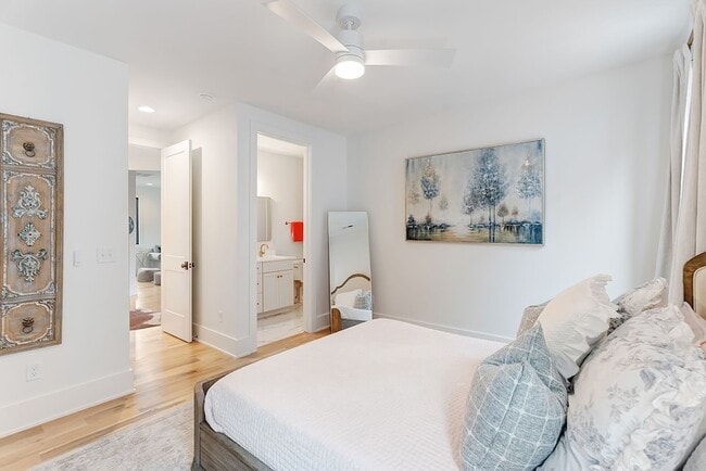 Building Photo - 3733 Estes Rd