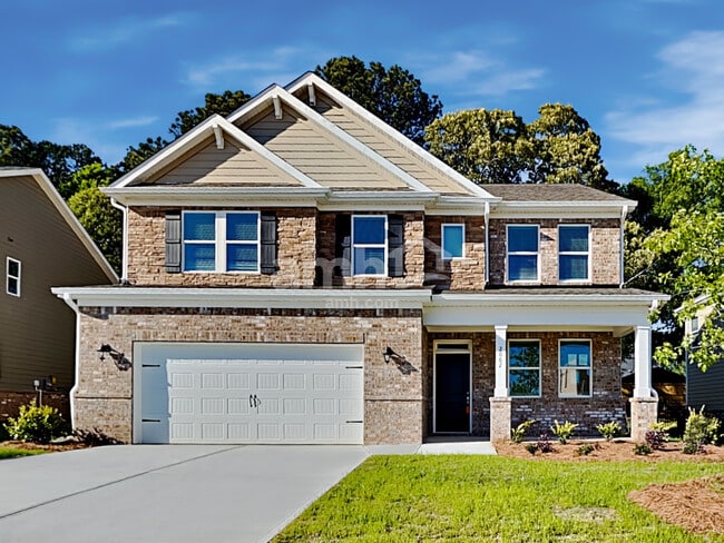 Building Photo - 2062 Windsor Park Ave