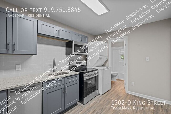 Building Photo - 1302 King St