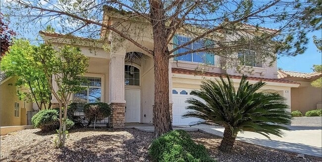 Building Photo - 24 Staghorn St