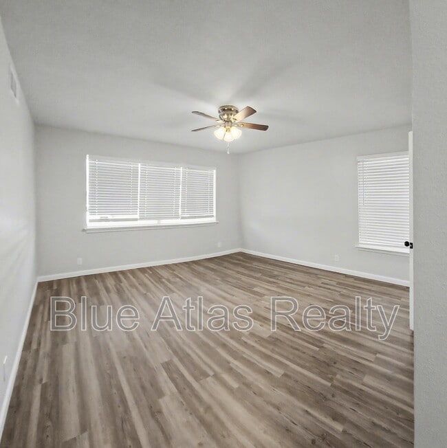 Building Photo - 2510 Materhorn Dr