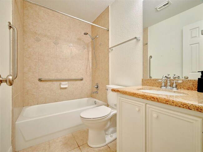 Building Photo - 10611 Alex Dr