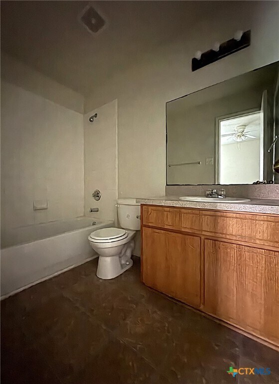 Building Photo - 2111 Jennifer Dr