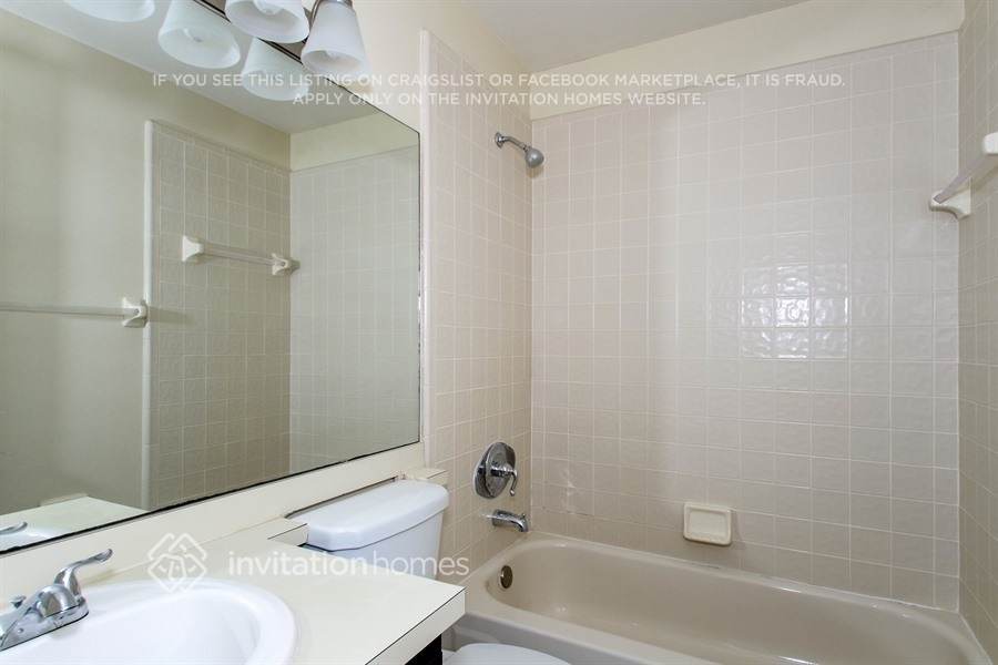 Building Photo - 1021 Kelly Creek Cir