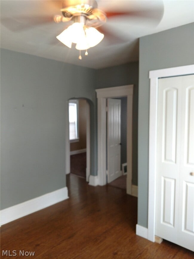Building Photo - 1522 Campbell St