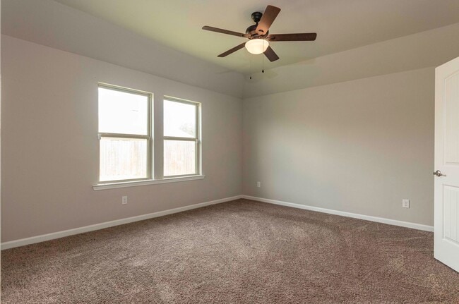 Building Photo - 4 bedroom home for rent in Youngsville