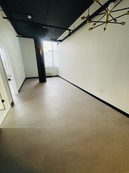 Building Photo - 480 Myrtle St