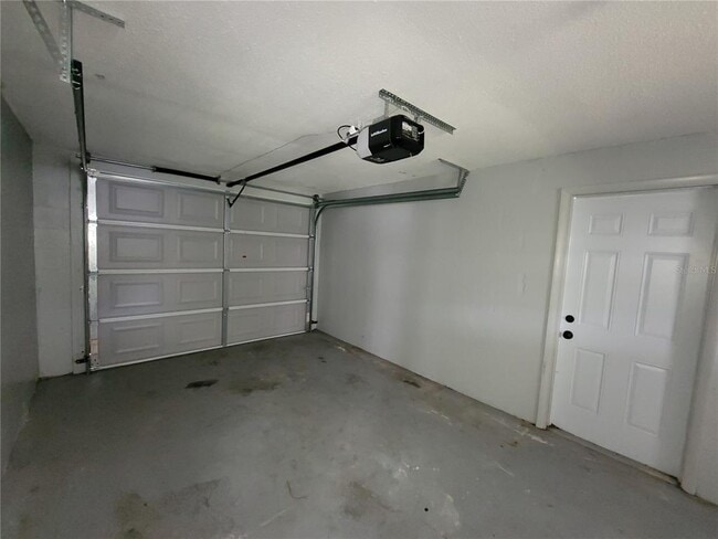 Building Photo - 8650 Robilina Rd