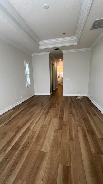 Building Photo - 104 NW Pleasant Grove Way