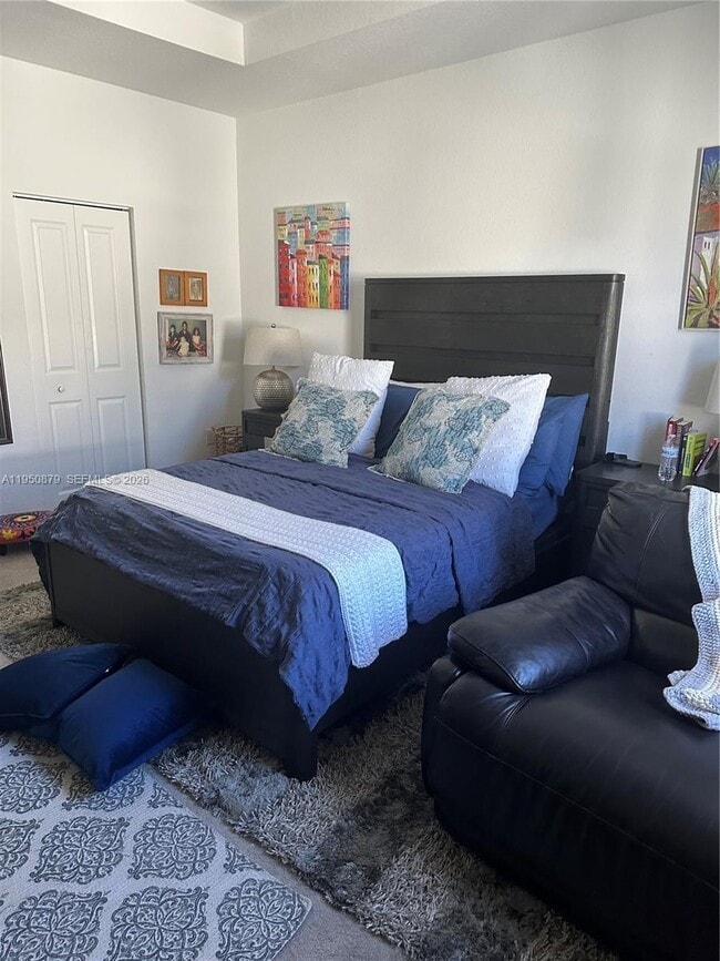 Building Photo - 2615 SE 12th St