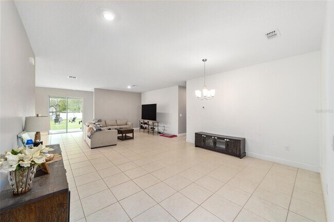 Building Photo - 11102 SW 58th Avenue Rd