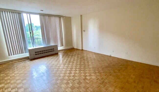 Building Photo - 44 Washington St