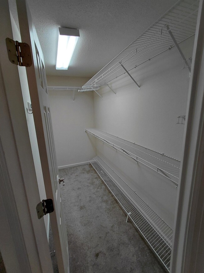 Building Photo - 1308 Fern Hill Ct