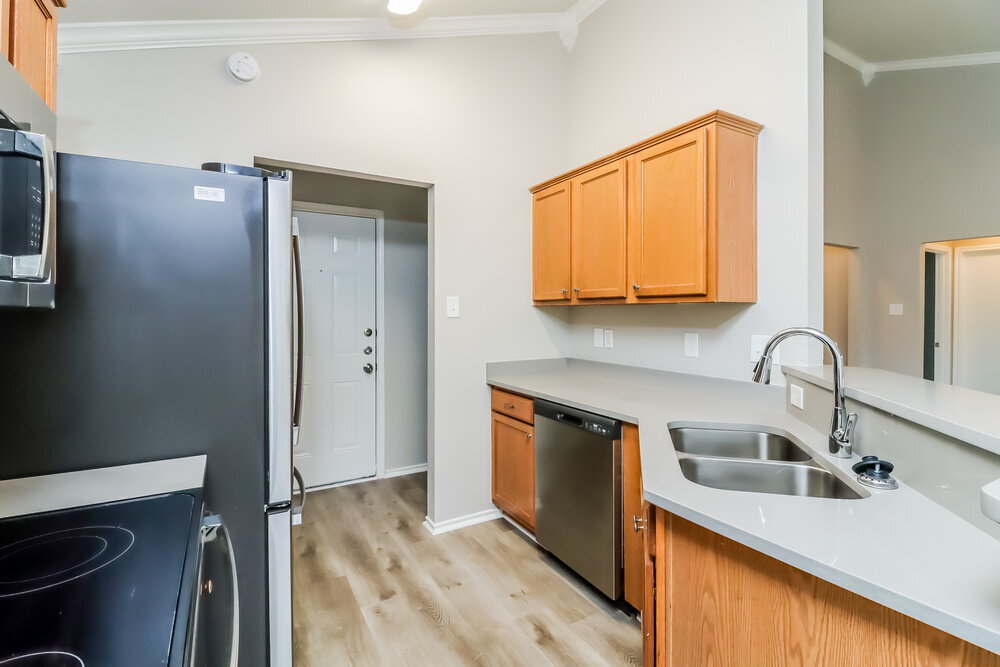 Building Photo - 2105 Pacino Dr