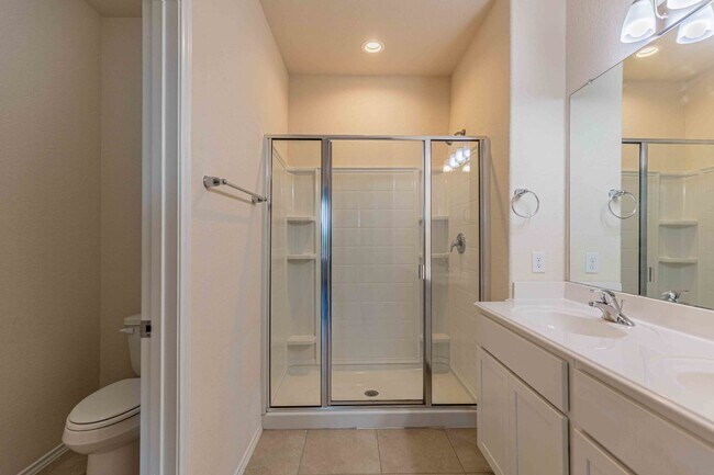 Building Photo - 11219 Pomona Park