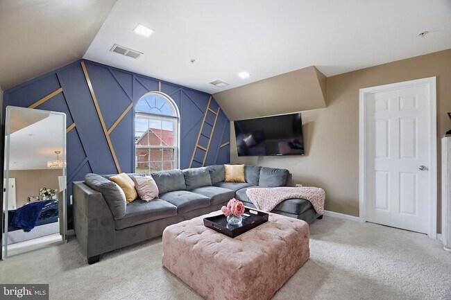 Building Photo - 17304 Summerwood Ln