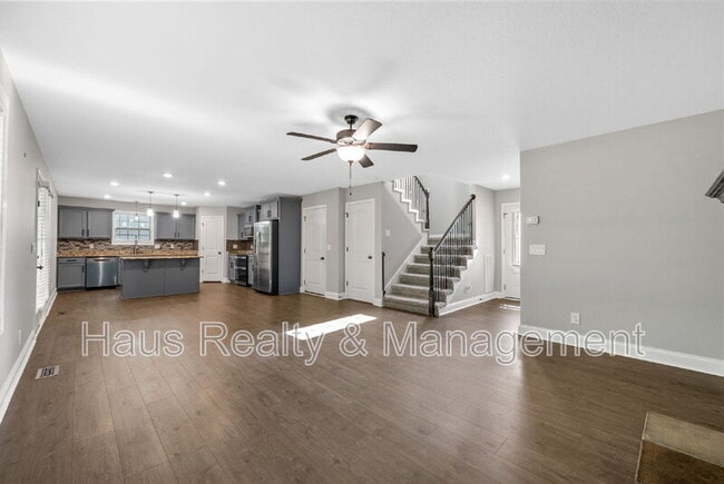 Building Photo - 150 Sycamore Hill Dr