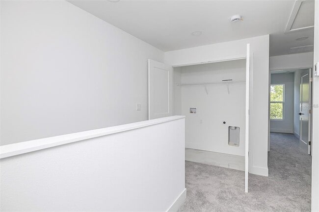 Building Photo - 2057 BARROSO